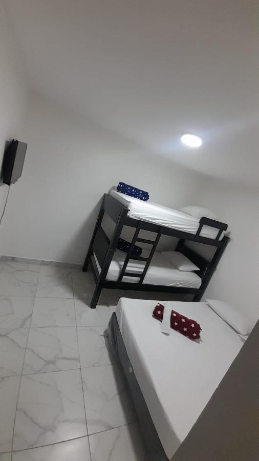 Apartahotel Malaga Medellín Extérieur photo